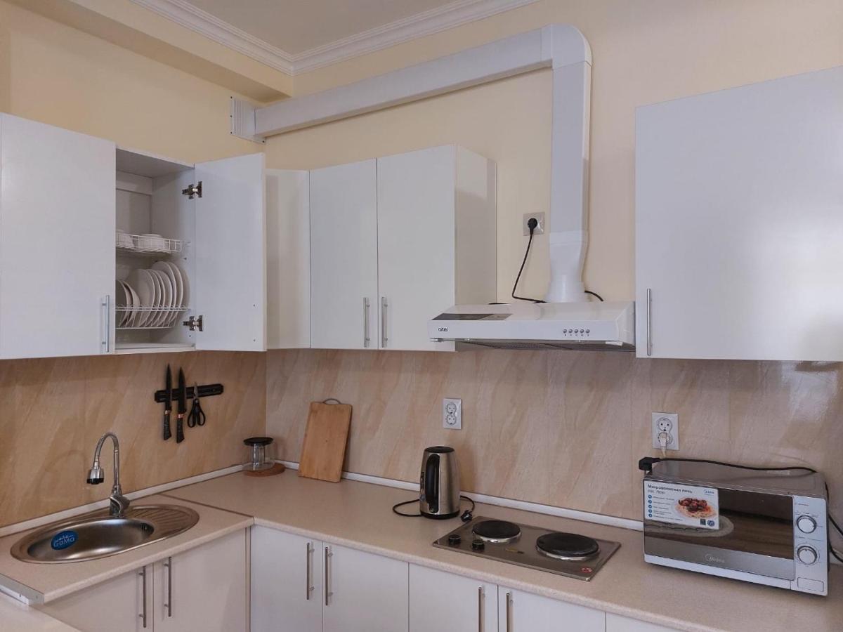 Rusel Hotel Актау Экстерьер фото